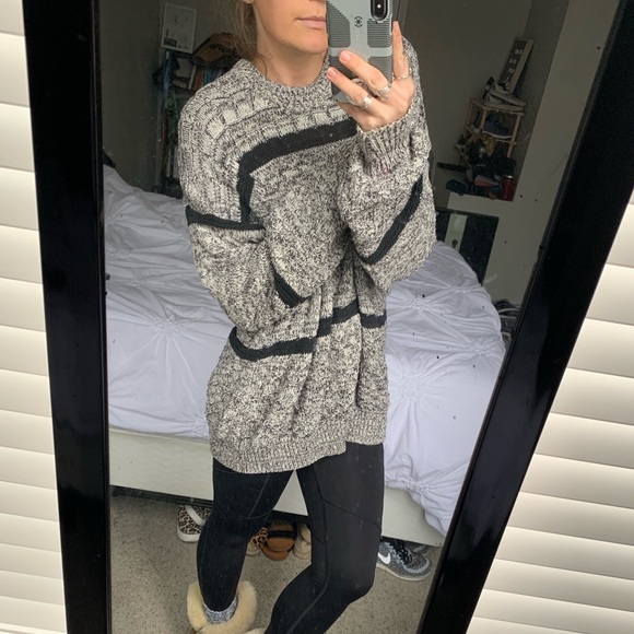 Sweaters - Striped slouchy fit sweater